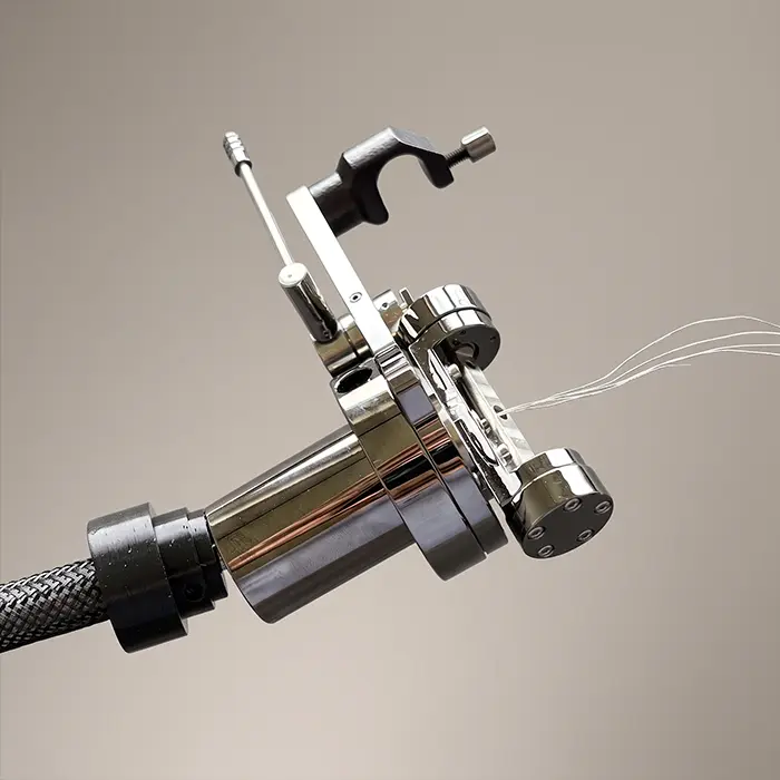 Perspektivische Ansicht des Transrotor Tonarm TRA 9